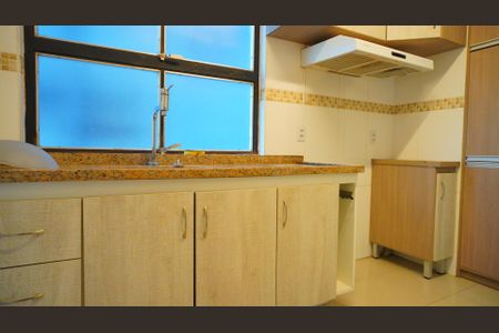 Apartamento para alugar com 145m², 4 quartos e 1 vagaCozinha 