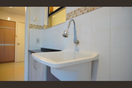 Apartamento para alugar com 145m², 4 quartos e 1 vagaÁrea de Serviço
