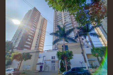Apartamento para alugar com 124m², 3 quartos e 2 vagas Apartamento para alugar com 124m², 3 quartos e 2 vagasFachada