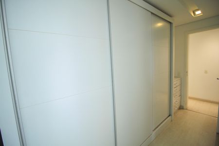 Apartamento para alugar com 124m², 3 quartos e 2 vagas Apartamento para alugar com 124m², 3 quartos e 2 vagasSuíte