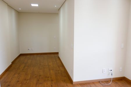 sala de apartamento para alugar com 3 quartos, 72m² em Km 18, Osasco