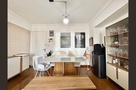 Apartamento para alugar com 80m², 3 quartos e 1 vagaSala