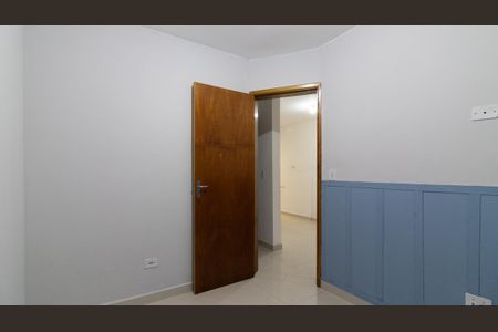 Quarto 2 de apartamento para alugar com 2 quartos, 38m² em Vila Euthalia, São Paulo