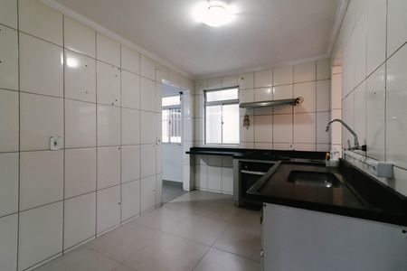 Cozinha de apartamento à venda com 2 quartos, 56m² em Conjunto Habitacional Padre José de Anchieta, São Paulo