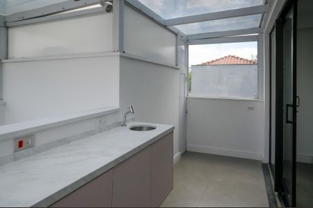 Casa para alugar com 261m², 3 quartos e 2 vagasCozinha