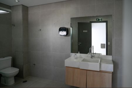 Casa para alugar com 261m², 3 quartos e 2 vagasBanheiro Suite