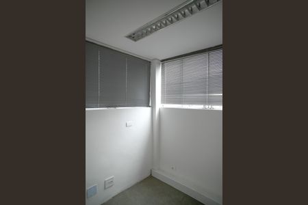 Casa para alugar com 261m², 3 quartos e 2 vagasDepósito