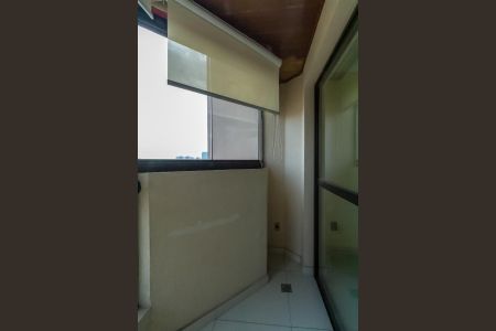 Apartamento à venda com 97m², 3 quartos e 1 vagaVaranda