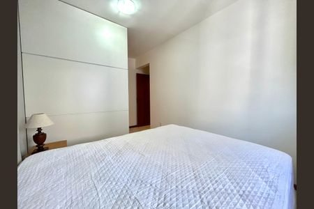 Apartamento para alugar com 76m², 2 quartos e 1 vagaSuíte