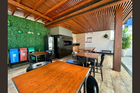 Apartamento para alugar com 76m², 2 quartos e 1 vagaÁrea comum - Churrasqueira