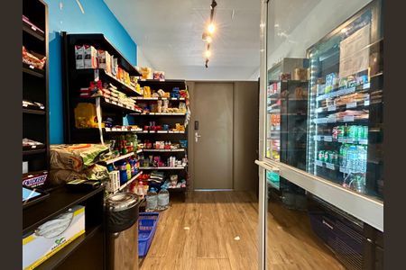 Apartamento para alugar com 76m², 2 quartos e 1 vagaMercado 24h