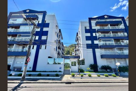 Apartamento para alugar com 76m², 2 quartos e 1 vagaFachada