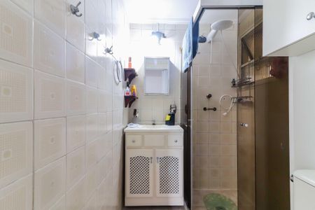 Banheiro  de apartamento para alugar com 2 quartos, 57m² em Jardim das Vertentes, São Paulo