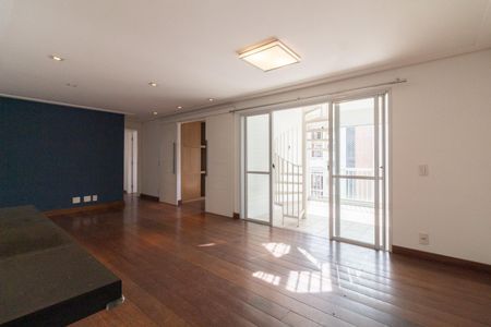 Apartamento para alugar com 3 quartos, 225m² em Cidade São Francisco, São Paulo