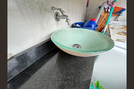 Apartamento à venda com 60m², 2 quartos e sem vagaÁrea de Serviço