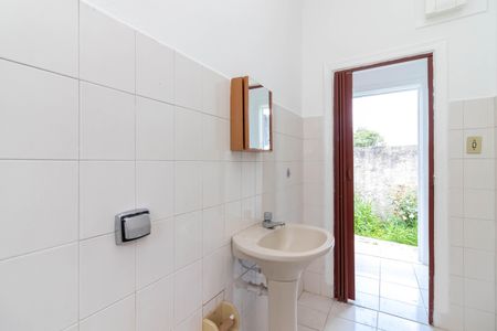 Casa para alugar com 45m², 1 quarto e sem vagaBanheiro