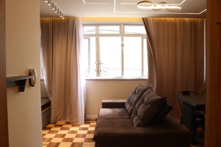 Apartamento para alugar com 85m², 2 quartos e sem vagaSala