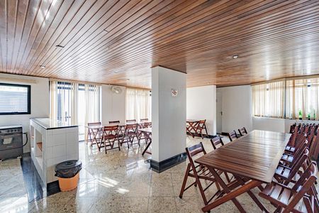 Apartamento à venda com 77m², 3 quartos e 1 vaga Apartamento à venda com 77m², 3 quartos e 1 vagaÁrea comum - Salão de festas