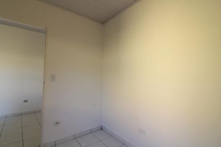 Quarto de casa para alugar com 1 quarto, 28m² em Vila Marieta, São Paulo