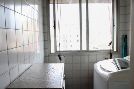 Apartamento à venda com 65m², 2 quartos e 1 vagaÁrea de Serviço