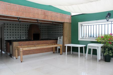 Apartamento à venda com 65m², 2 quartos e 1 vagaÁrea comum