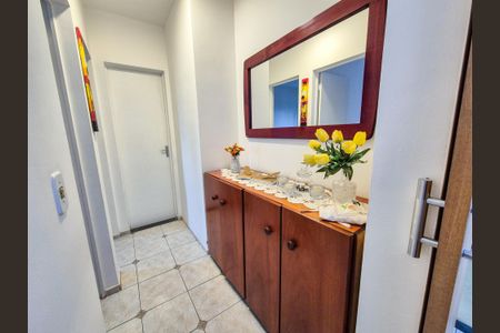 Apartamento à venda com 65m², 2 quartos e 1 vagaCorredor