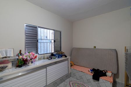 Quarto de casa para alugar com 2 quartos, 100m² em Vila Araguaia, São Paulo