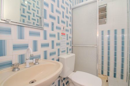 Apartamento à venda com 120m², 6 quartos e 1 vaga Apartamento à venda com 120m², 6 quartos e 1 vagaBanheiro Social