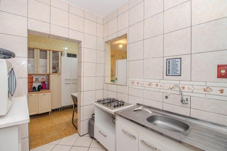 Apartamento à venda com 120m², 6 quartos e 1 vaga Apartamento à venda com 120m², 6 quartos e 1 vagaCozinha