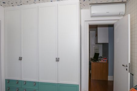 Apartamento para alugar com 241m², 4 quartos e 3 vagasSuíte 2