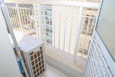 Apartamento para alugar com 241m², 4 quartos e 3 vagasSacada da Área de Serviço