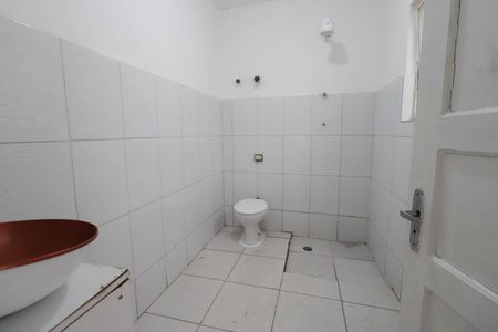Casa para alugar com 121m², 2 quartos e 1 vaga Casa para alugar com 121m², 2 quartos e 1 vagaBanheiro