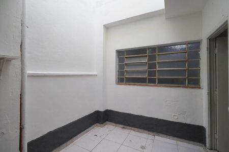 Casa para alugar com 121m², 2 quartos e 1 vaga Casa para alugar com 121m², 2 quartos e 1 vagaÁrea de Serviço