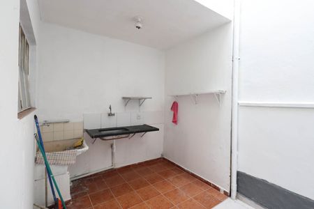 Casa para alugar com 121m², 2 quartos e 1 vaga Casa para alugar com 121m², 2 quartos e 1 vagaÁrea de Serviço