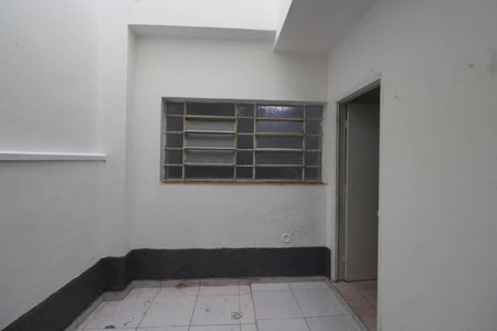 Casa para alugar com 121m², 2 quartos e 1 vaga Casa para alugar com 121m², 2 quartos e 1 vagaÁrea de Serviço