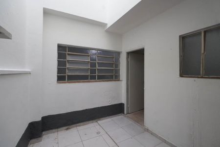 Casa para alugar com 121m², 2 quartos e 1 vaga Casa para alugar com 121m², 2 quartos e 1 vagaÁrea de Serviço