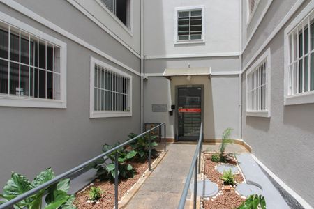 Apartamento para alugar com 45m², 2 quartos e 1 vagaEntrada do Bloco