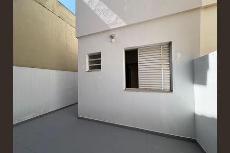 Casa para alugar com 220m², 3 quartos e 2 vagas Casa para alugar com 220m², 3 quartos e 2 vagasQuintal