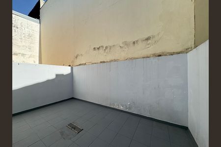 Casa para alugar com 220m², 3 quartos e 2 vagas Casa para alugar com 220m², 3 quartos e 2 vagasQuintal