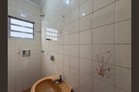 Casa para alugar com 220m², 3 quartos e 2 vagas Casa para alugar com 220m², 3 quartos e 2 vagasBanheiro de serviço