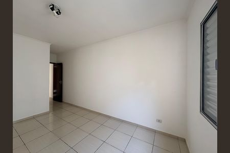 Casa para alugar com 220m², 3 quartos e 2 vagas Casa para alugar com 220m², 3 quartos e 2 vagasQuarto 2