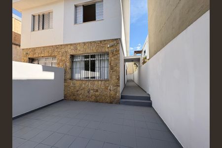 Casa para alugar com 220m², 3 quartos e 2 vagas Casa para alugar com 220m², 3 quartos e 2 vagasGaragem