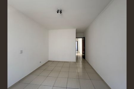 Casa para alugar com 220m², 3 quartos e 2 vagas Casa para alugar com 220m², 3 quartos e 2 vagasQuarto 2