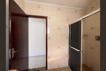 Casa para alugar com 220m², 3 quartos e 2 vagas Casa para alugar com 220m², 3 quartos e 2 vagasBanheiro da Suíte