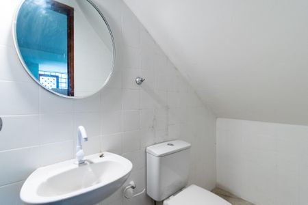 Casa à venda com 223m², 3 quartos e 2 vagasBanheiro do Salão de festas