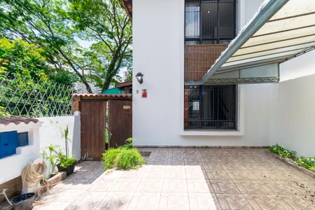 Casa à venda com 223m², 3 quartos e 2 vagasGaragem