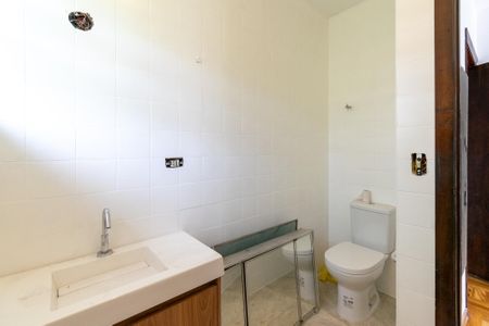 Casa à venda com 223m², 3 quartos e 2 vagasBanheiro da Suíte