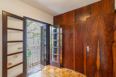 Casa à venda com 223m², 3 quartos e 2 vagasQuarto 2