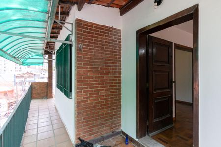 Casa à venda com 223m², 3 quartos e 2 vagasEntrada