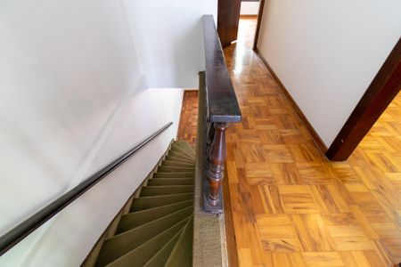 Casa à venda com 223m², 3 quartos e 2 vagasCorredor